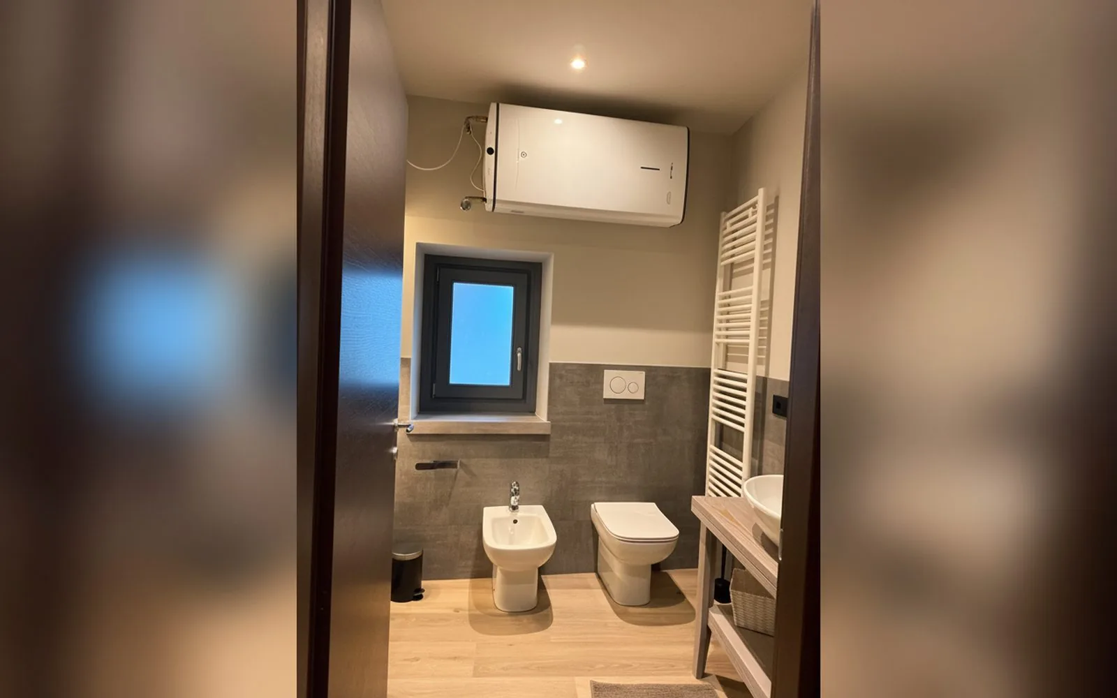 Central Apartment — bagno completo